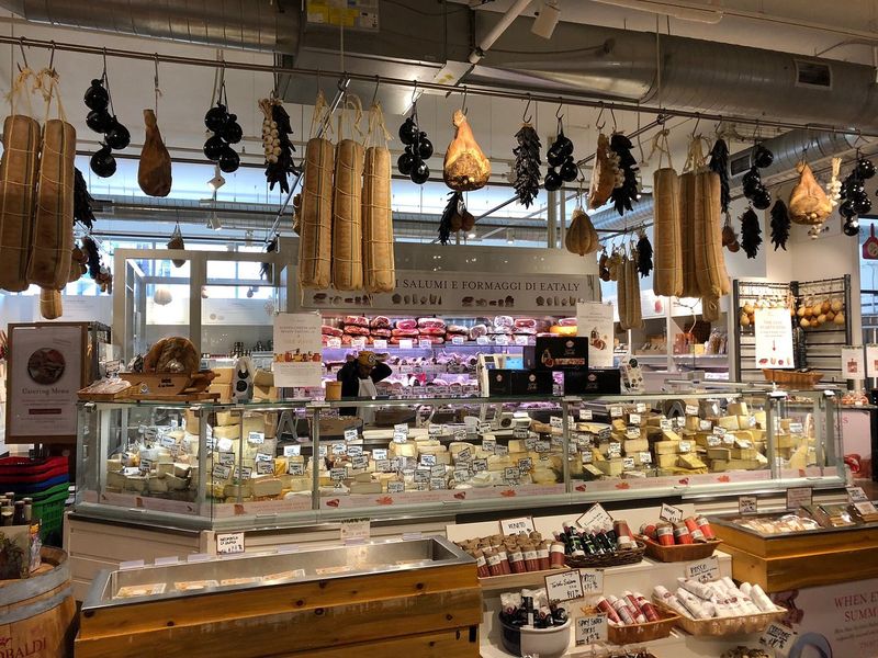 Eataly Chicago (River North)