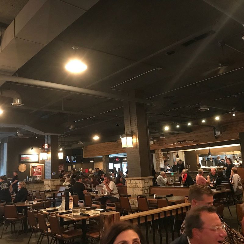 Pinnacle Bank Steakhouse at Single Barrel - Lincoln