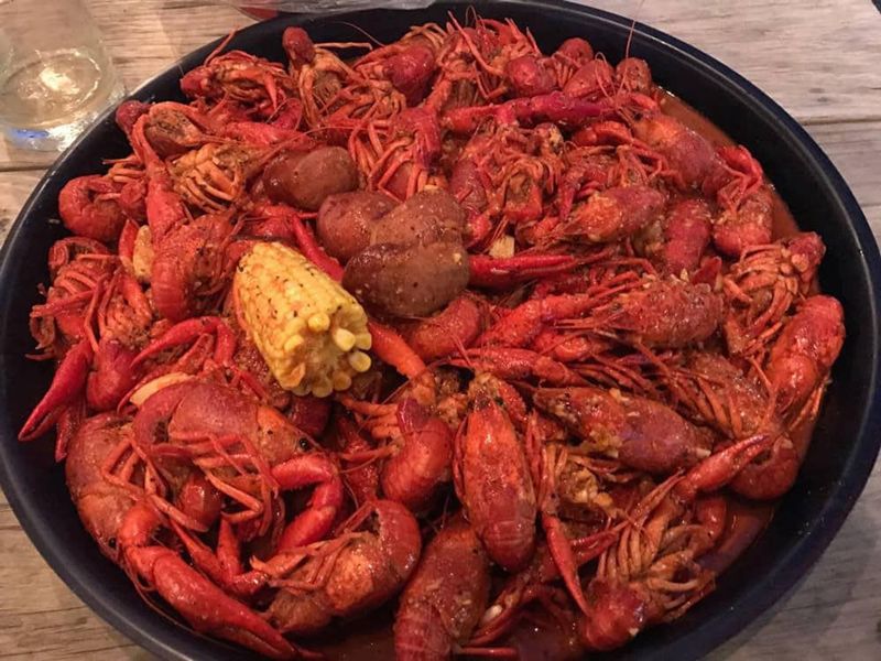 Kemah Crawfish Festival (Kemah)