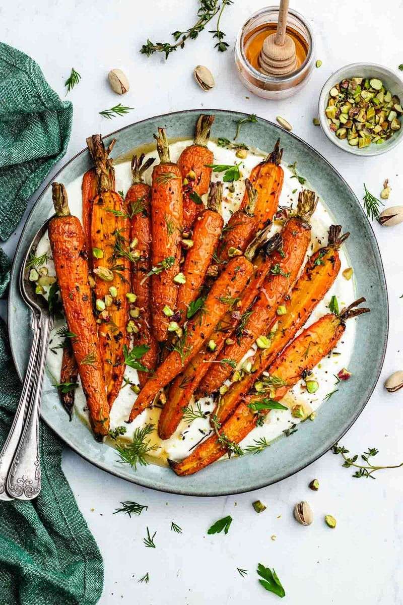 Roasted Carrots with Honey and Thyme