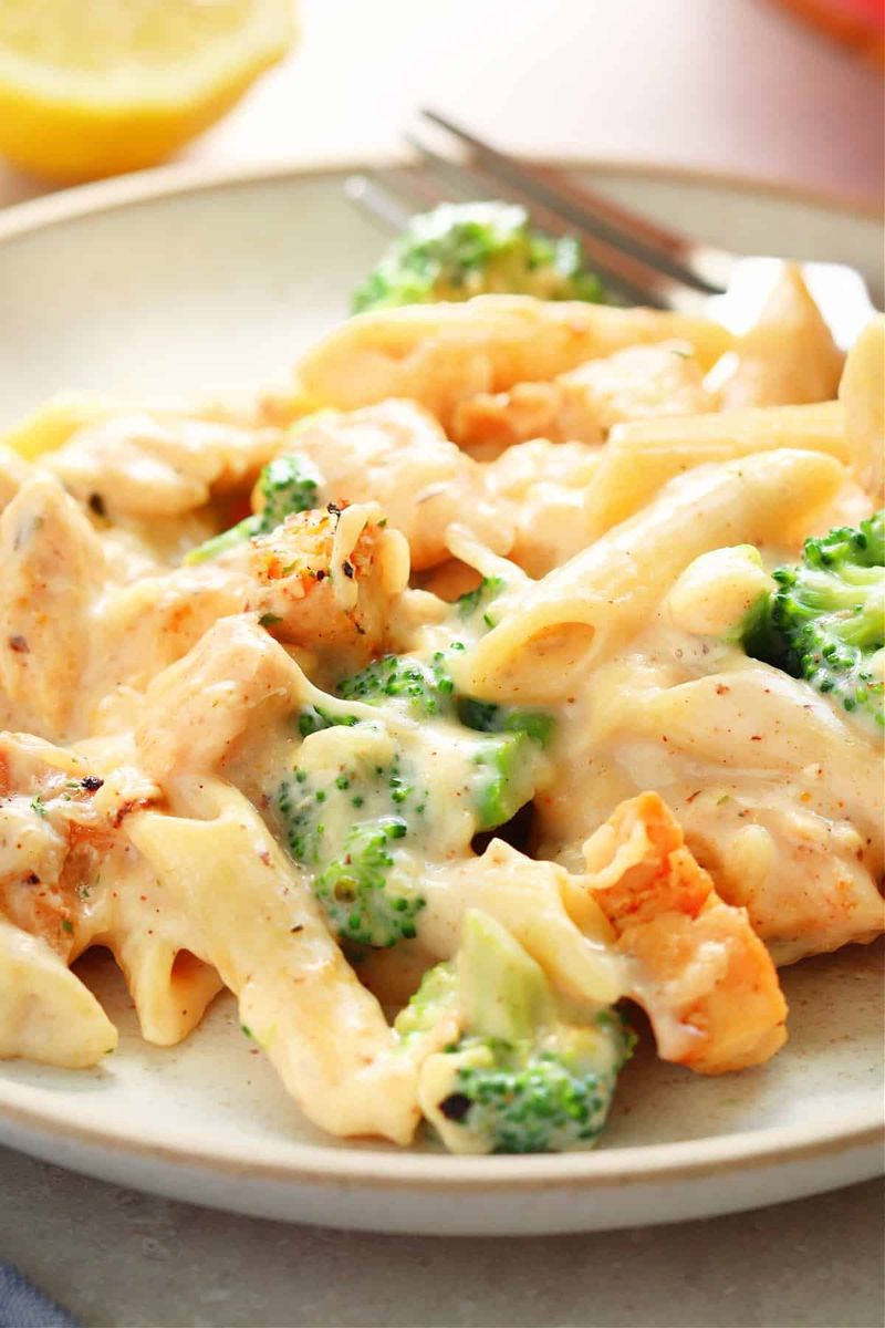 Creamy Chicken And Broccoli Pasta
