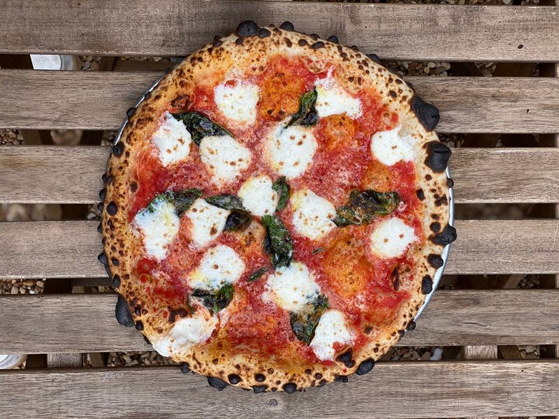 Pizza Bruno