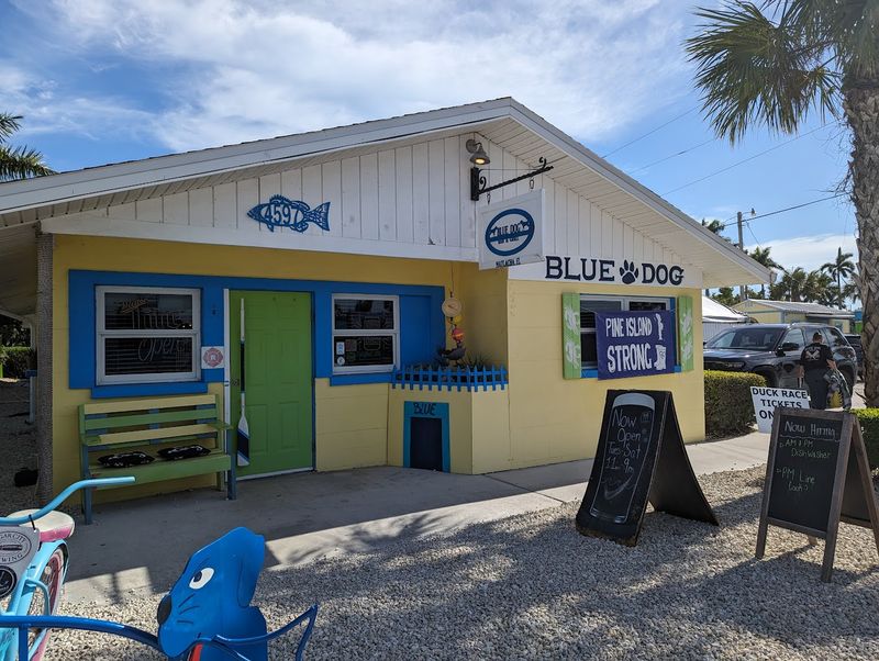 Blue Dog Bar & Grill