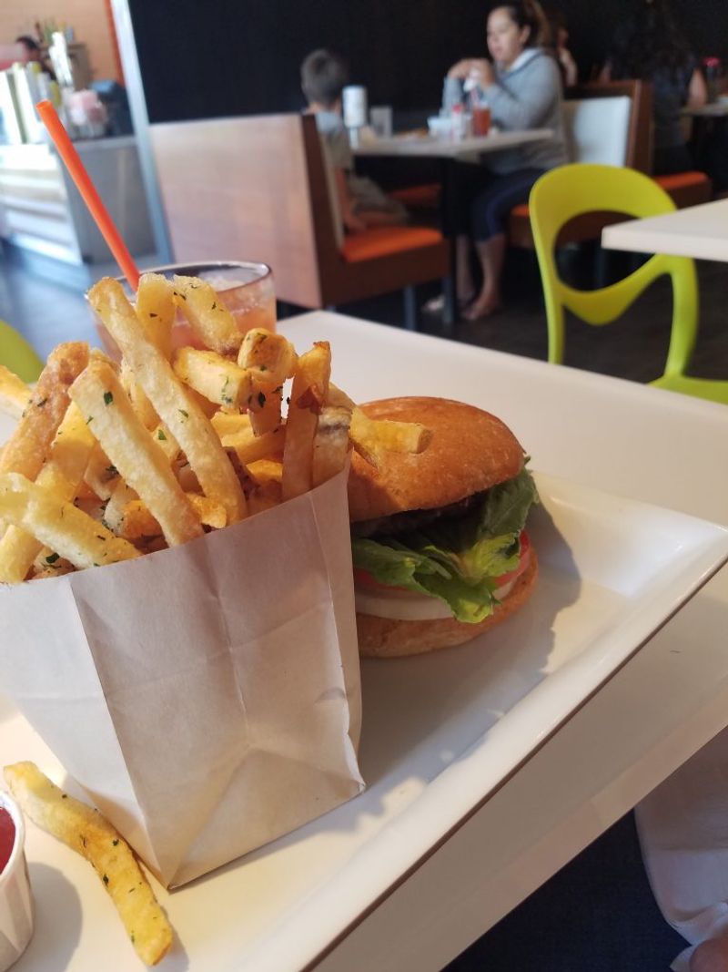 Burger Lounge (La Jolla)