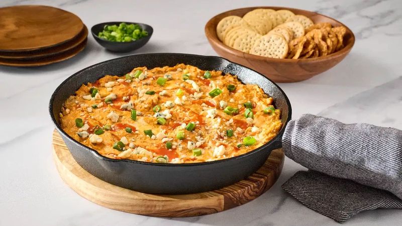 Buffalo chicken dip