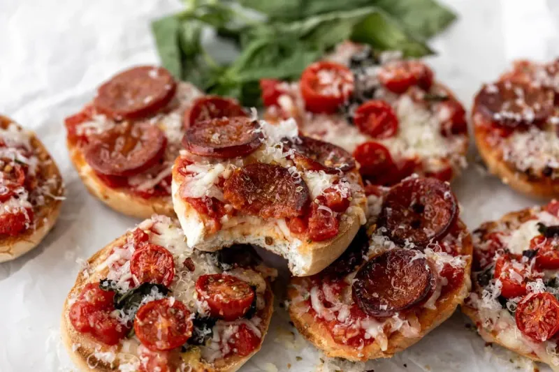 Pizza Bagel: The Hybrid Controversy