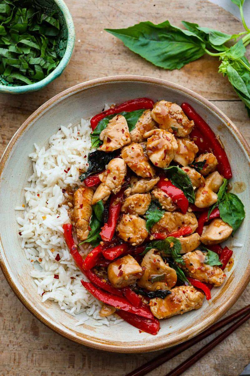 Thai-Inspired Basil Chicken