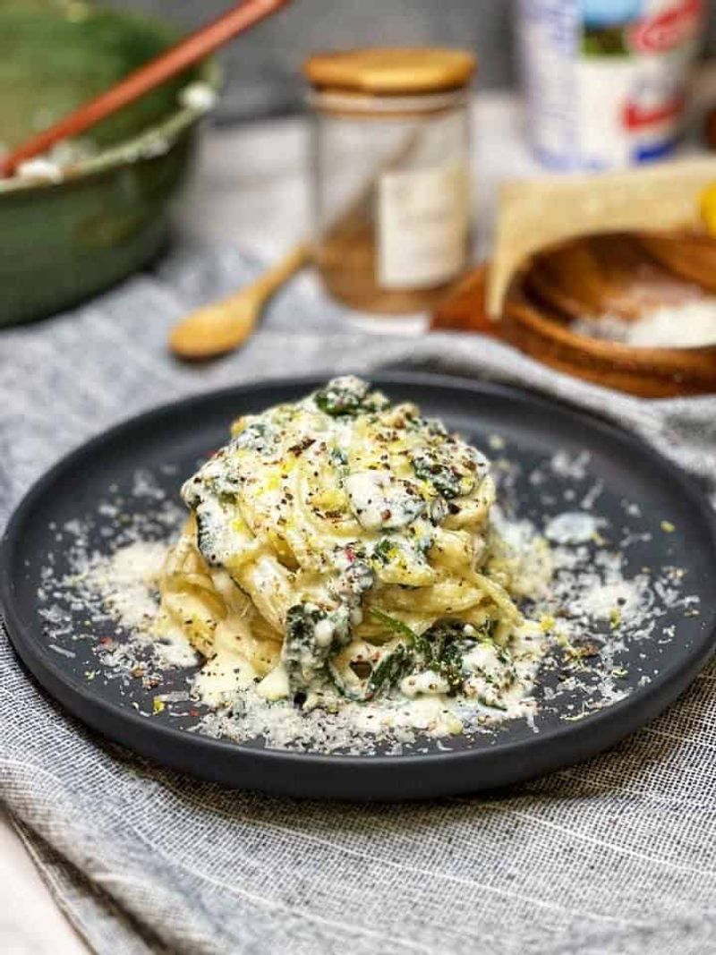 One-Pot Spinach and Ricotta Pasta