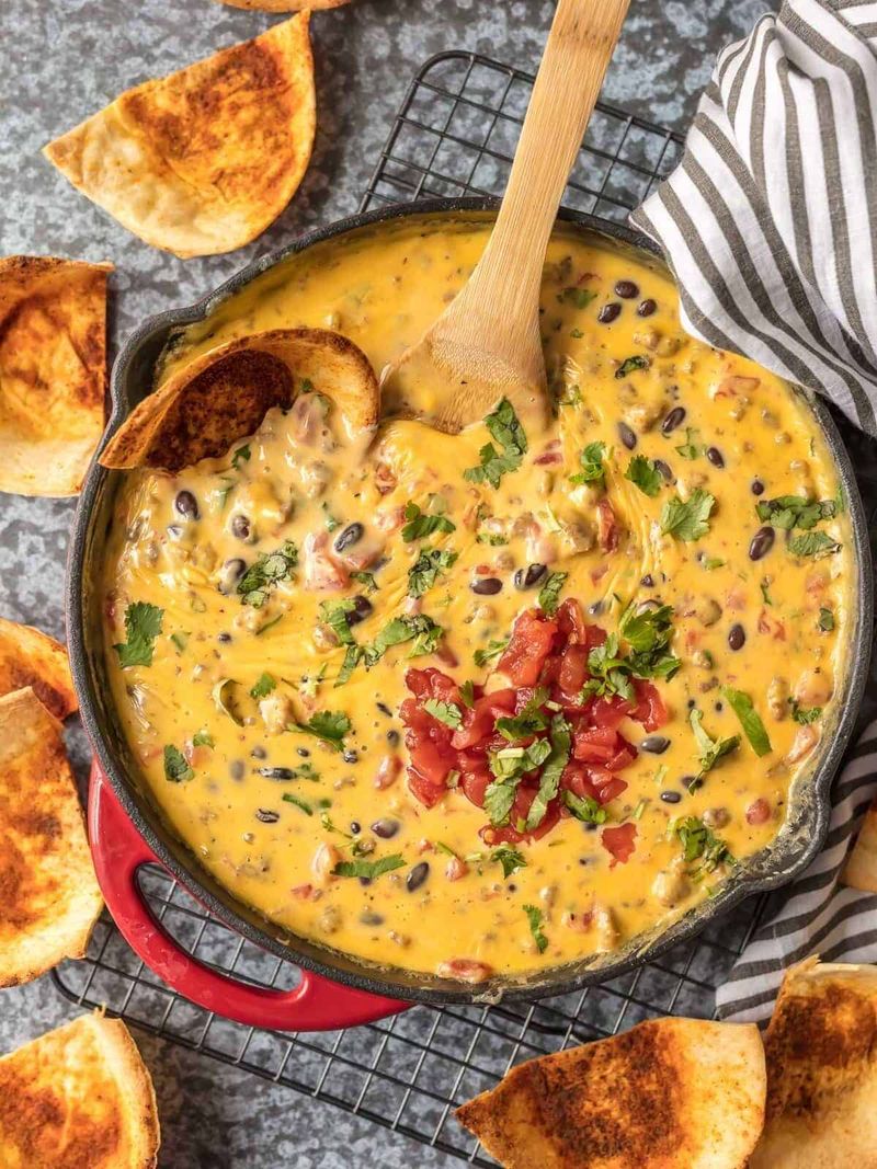 Rotel Queso With Beef