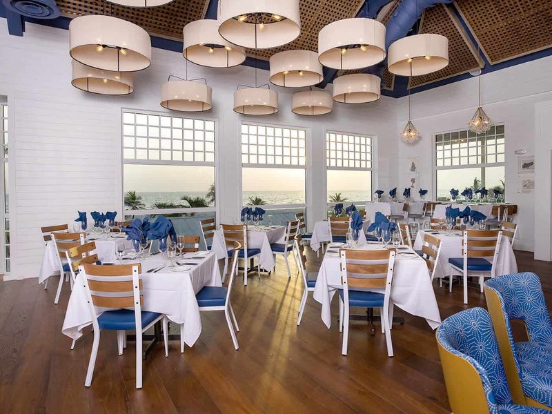 Crow's Nest Steakhouse – Captiva Island
