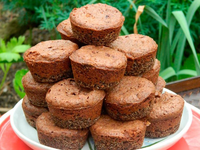 Chewy Corner Brownies