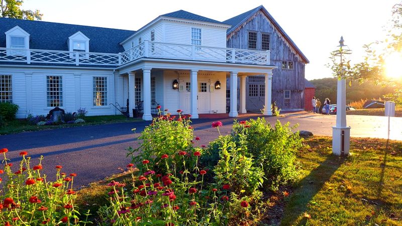 The Salem Cross Inn (Massachusetts)