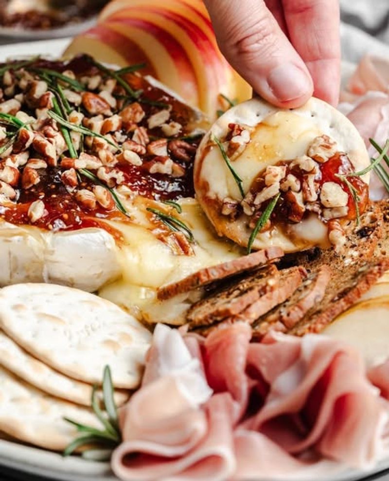 Baked Brie and Fig Dip