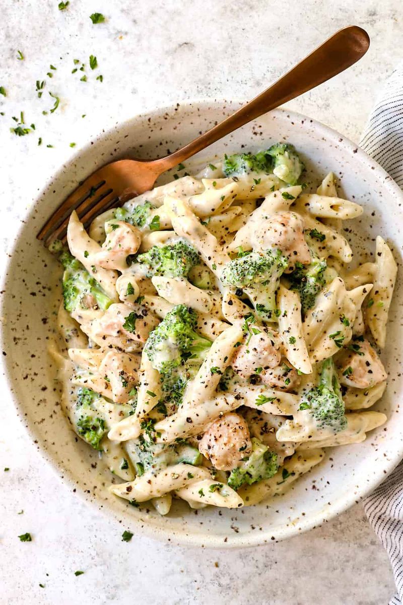 Chicken Alfredo Rigatoni