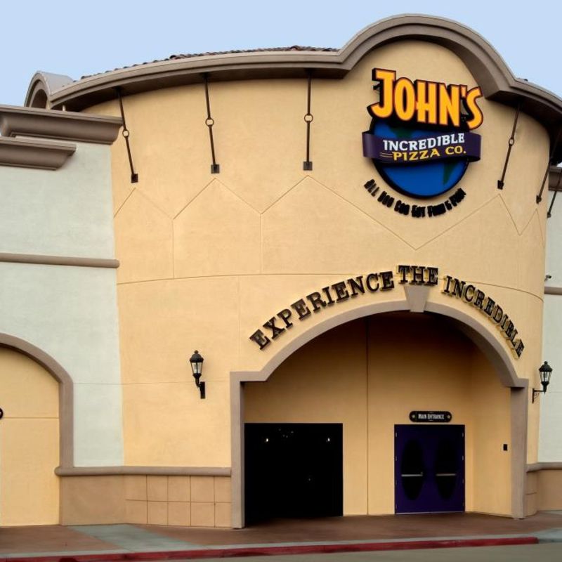 John’s Incredible Pizza
