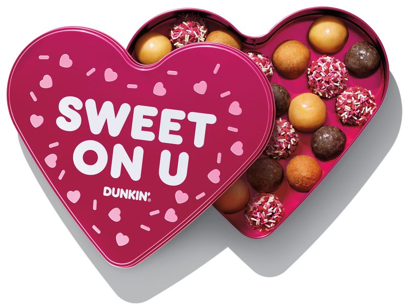 Valentine’s Day 25-count MUNCHKINS tin (giftable)