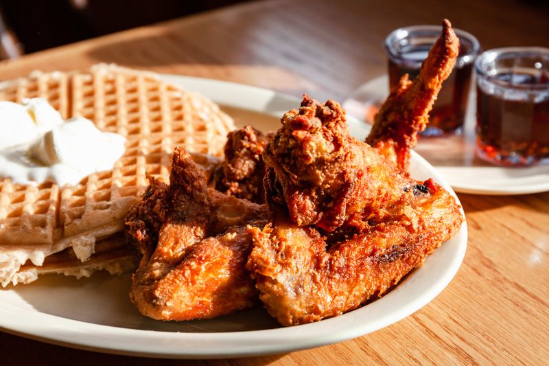 Chicken & Waffles Classic
