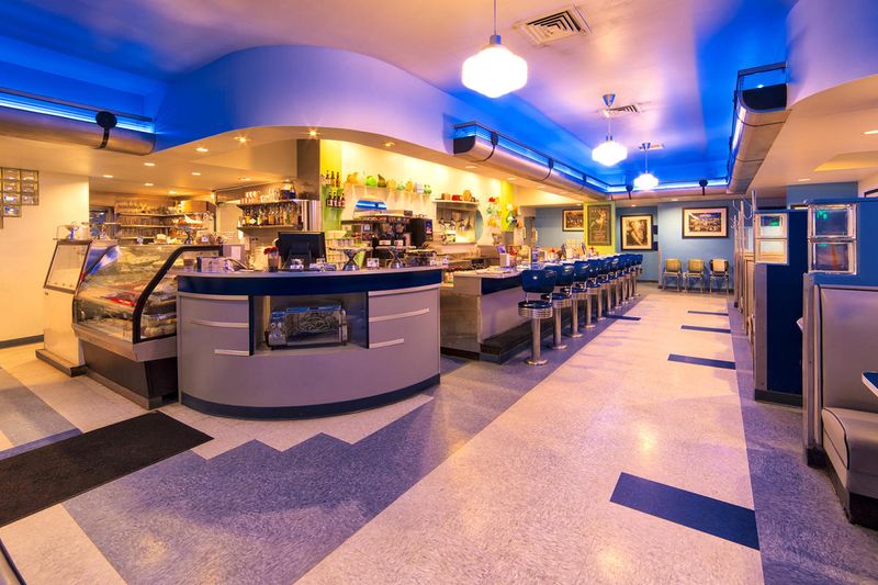 Monty's Blue Plate Diner (Madison)