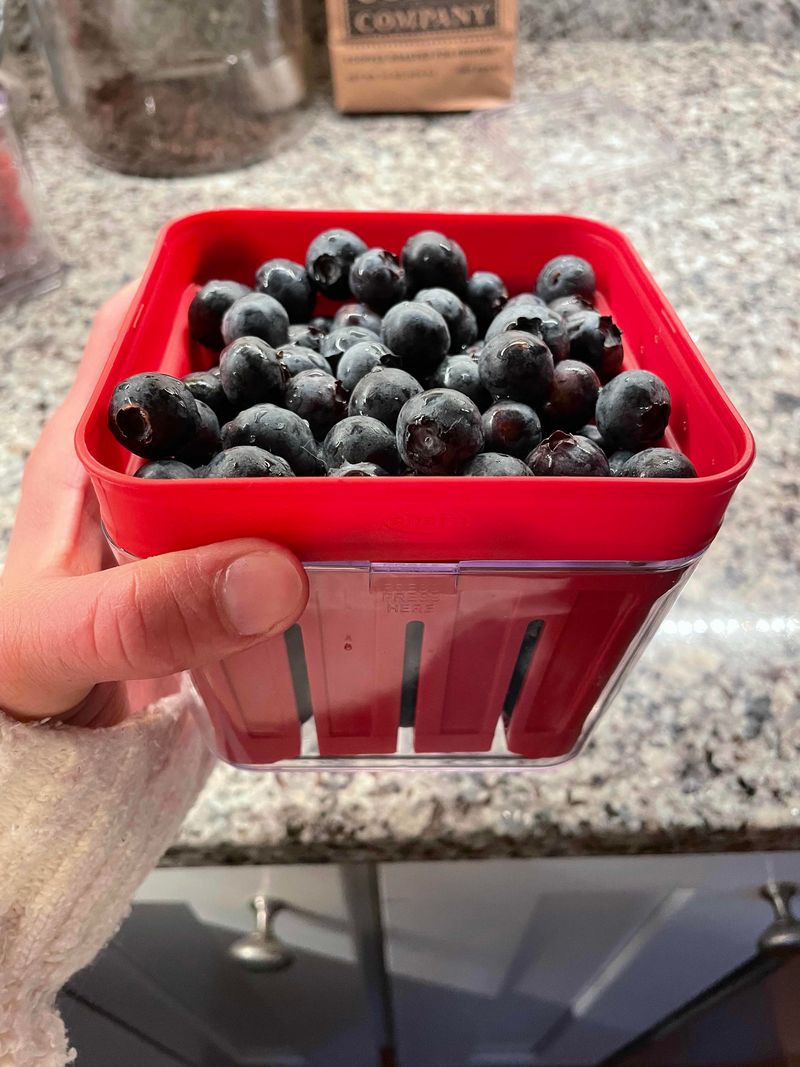 Keeping Them in the Store Clamshell