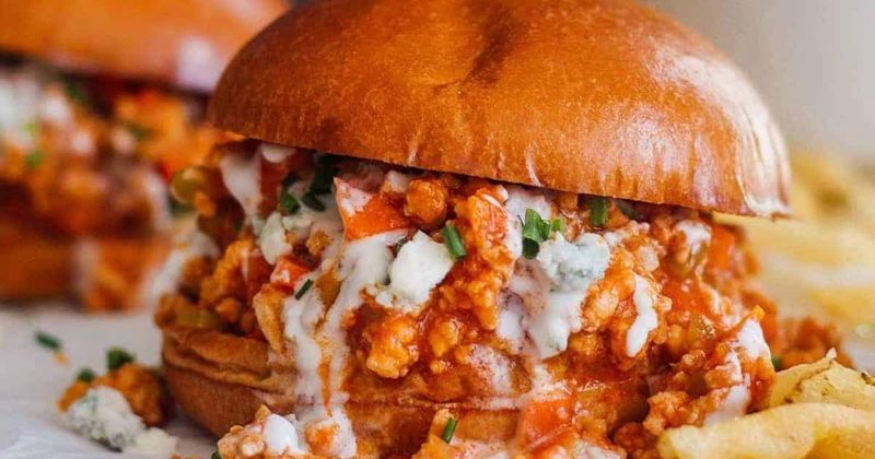 Buffalo Chicken Sloppy Joes