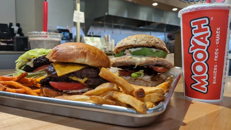 Mooyah Burgers, Fries & Shakes