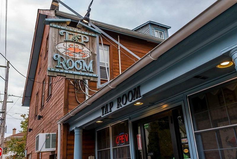 Tap Room Crab House — Chesapeake City