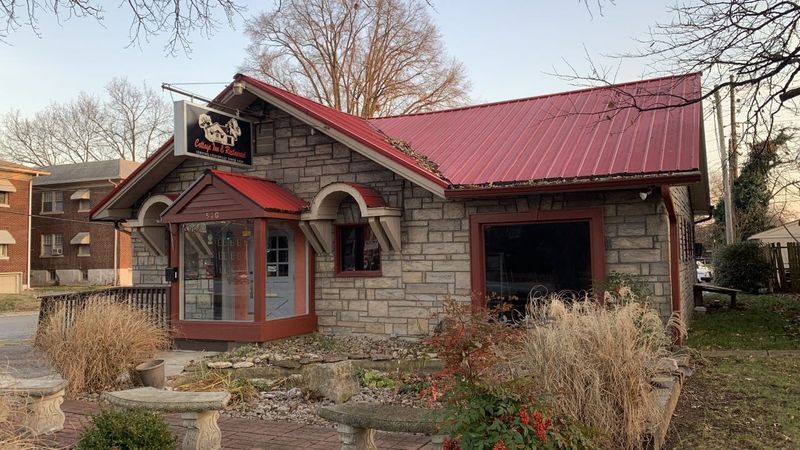 The Cottage Inn
