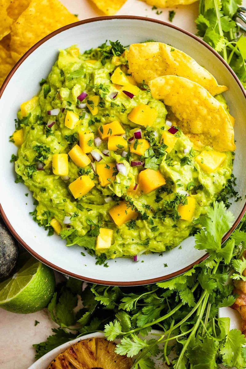 Guacamole (Classic Or Mango)