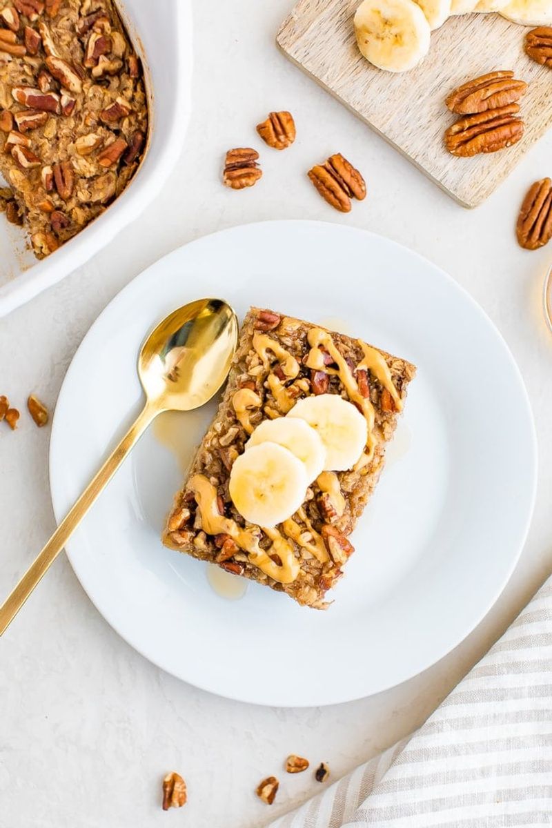 Baked Oatmeal With Maple and Pecans