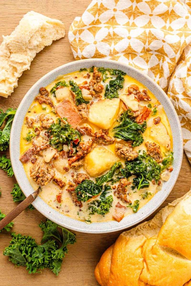 Copycat Zuppa Toscana-Style Soup