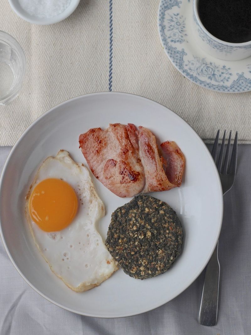 Cockles with Bacon and Laverbread