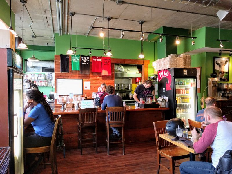 Tennessee: The Wild Cow