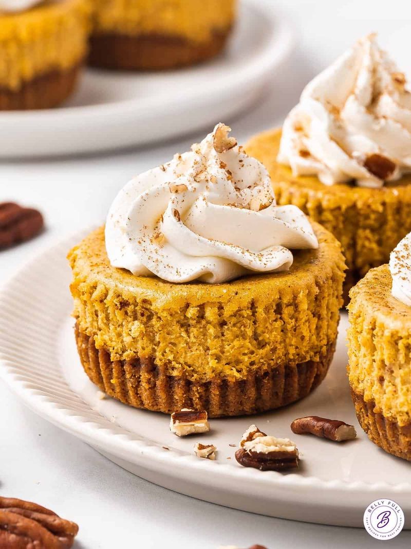 Pumpkin Spice Mini Cheesecakes