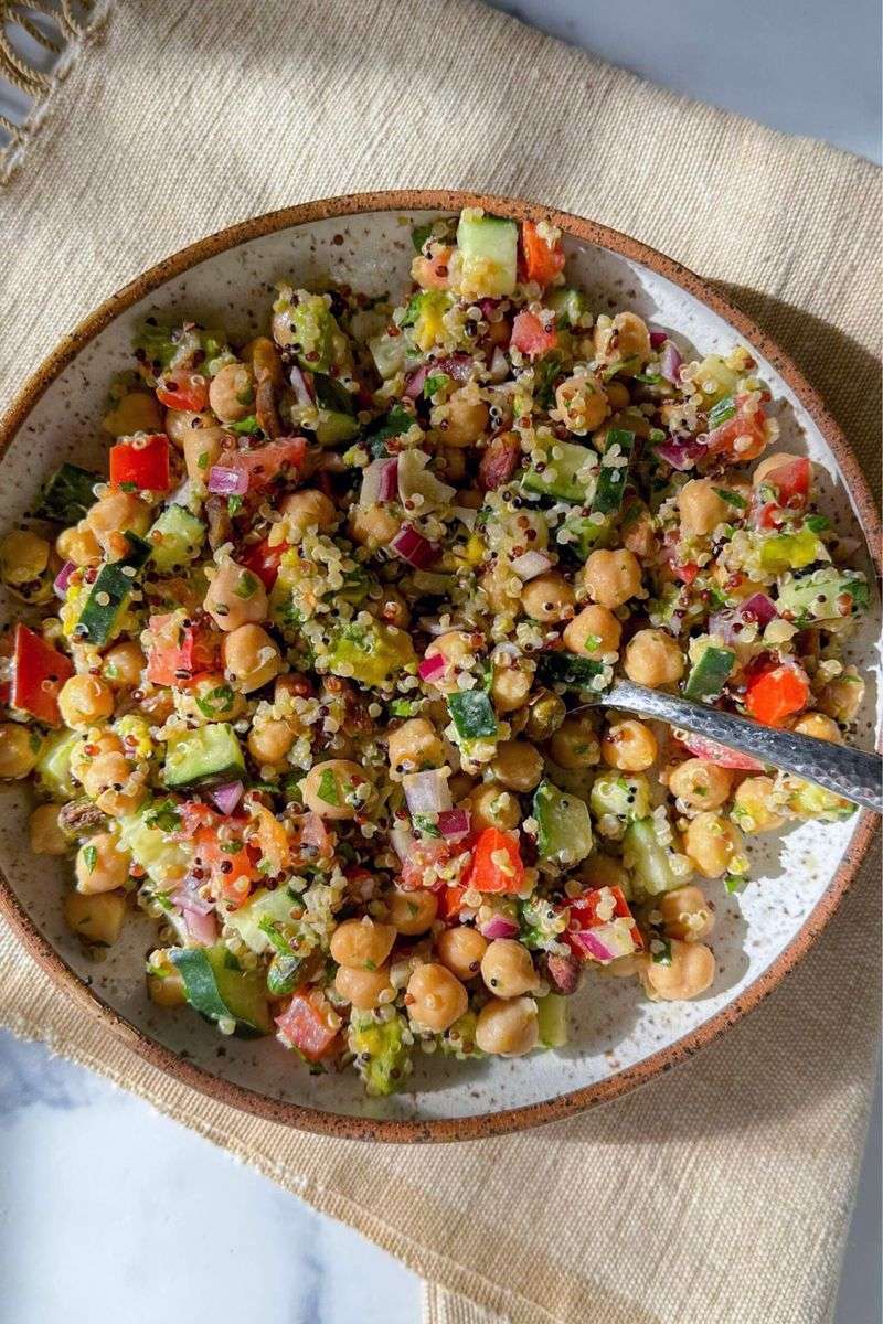 Herbed Quinoa Chickpea Salad Bowls