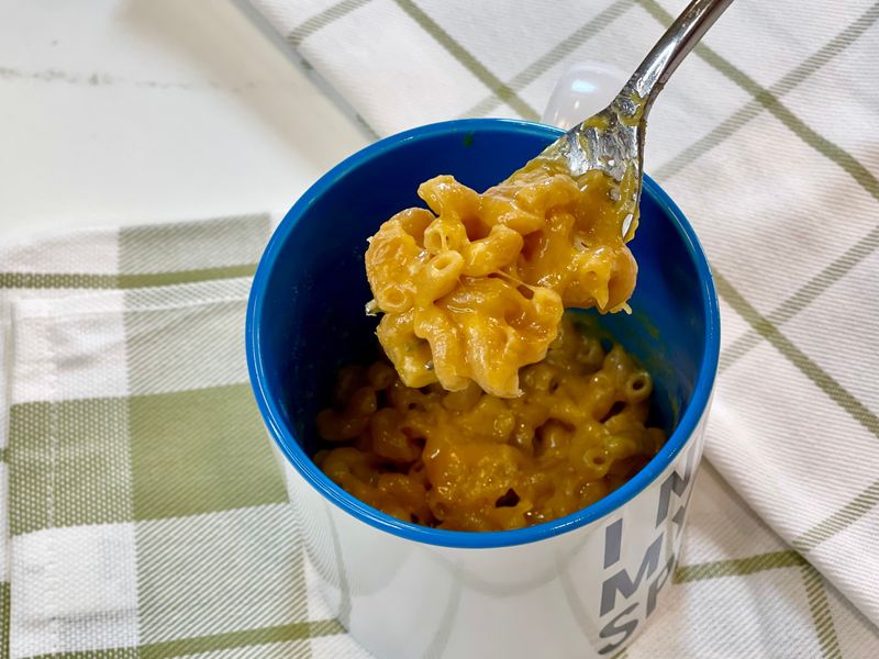 Microwave Mac and Cheese Bowl