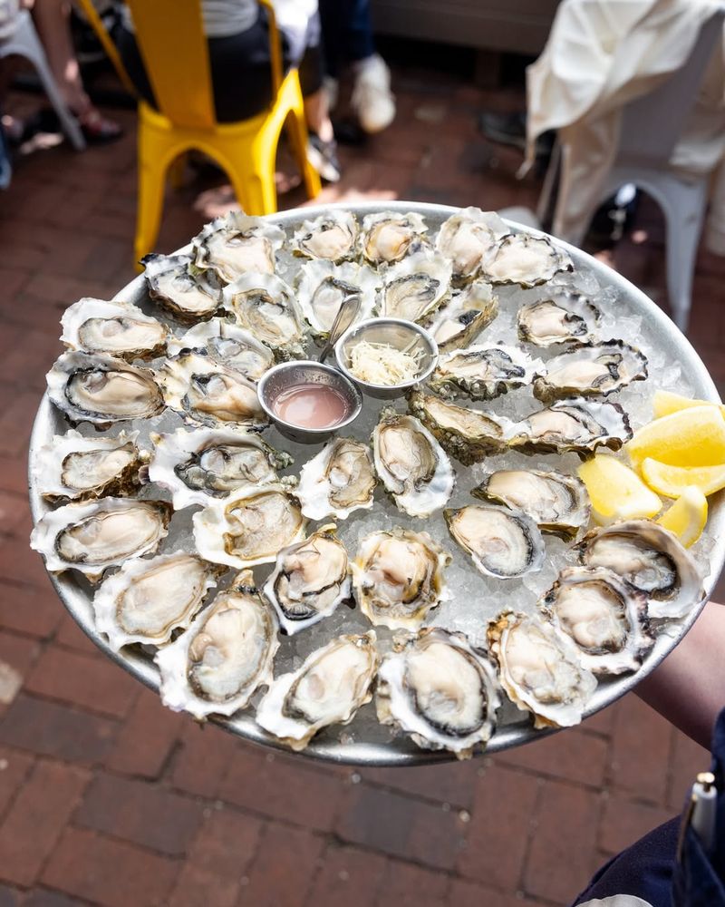 Washington – The Walrus and the Carpenter, Seattle