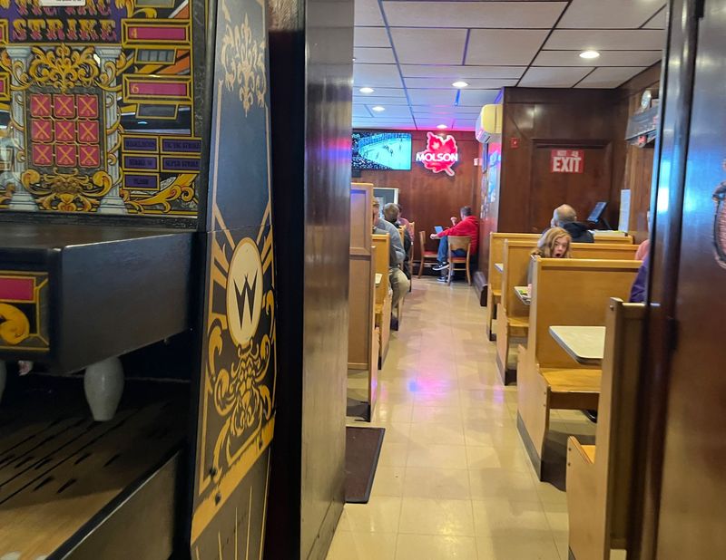 Lynwood Cafe, Randolph