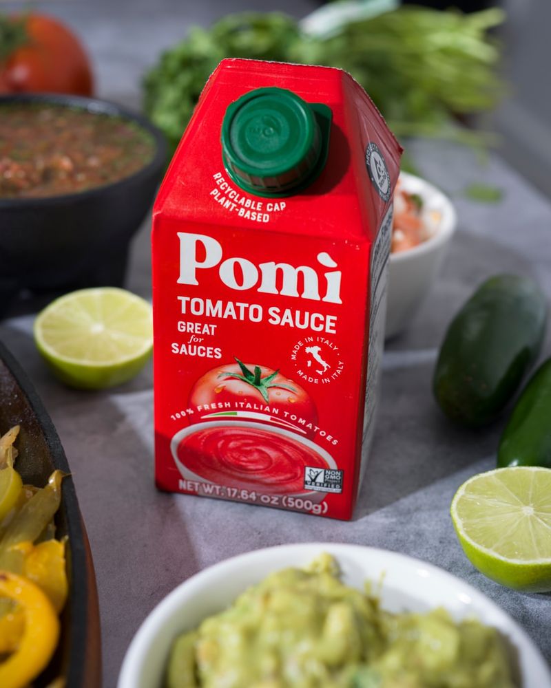 Pomi (boxed tomatoes)