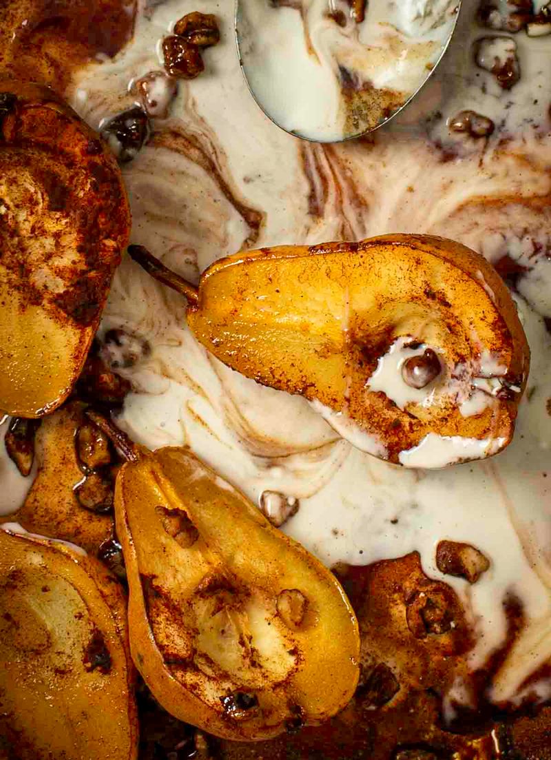 Warm Spiced Baked Pears
