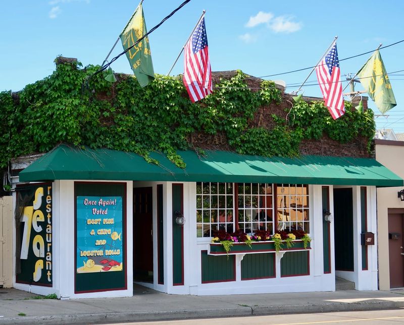 Seven Seas in Milford