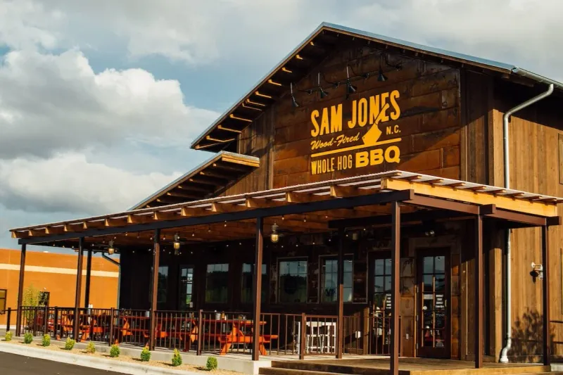 North Carolina - Sam Jones BBQ (Winterville)