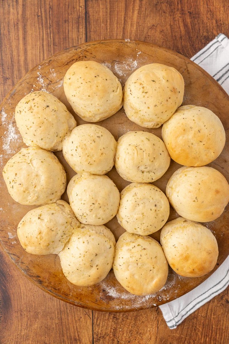 Dinner rolls
