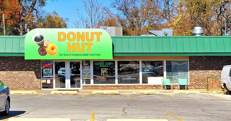 Donut Hut (Iowa)