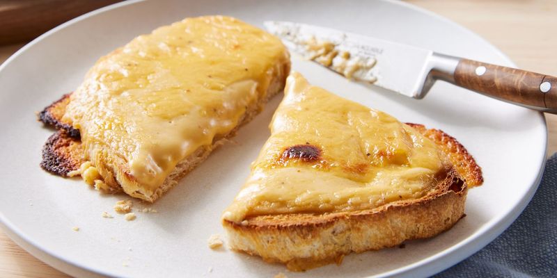 Canned Welsh rarebit