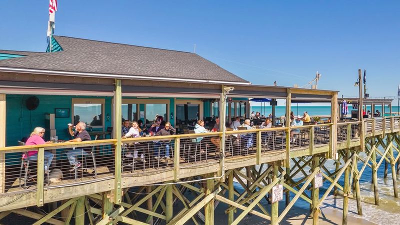 Pier 14 Restaurant & Lounge