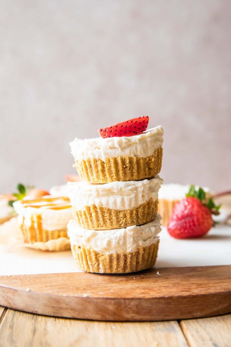 Mini Cheesecake Cups
