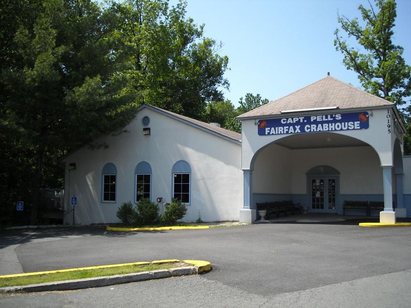 Captain Pell's Fairfax Crabhouse - Traditional Seafood Staple