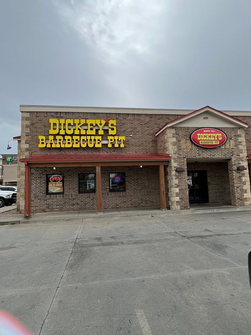 Dickey's Barbecue Pit