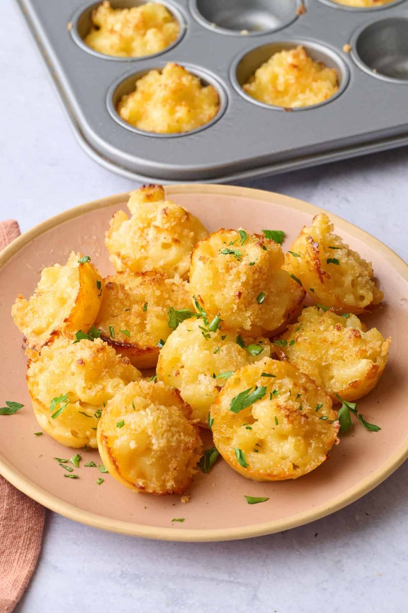 Baked Mac and Cheese Bites