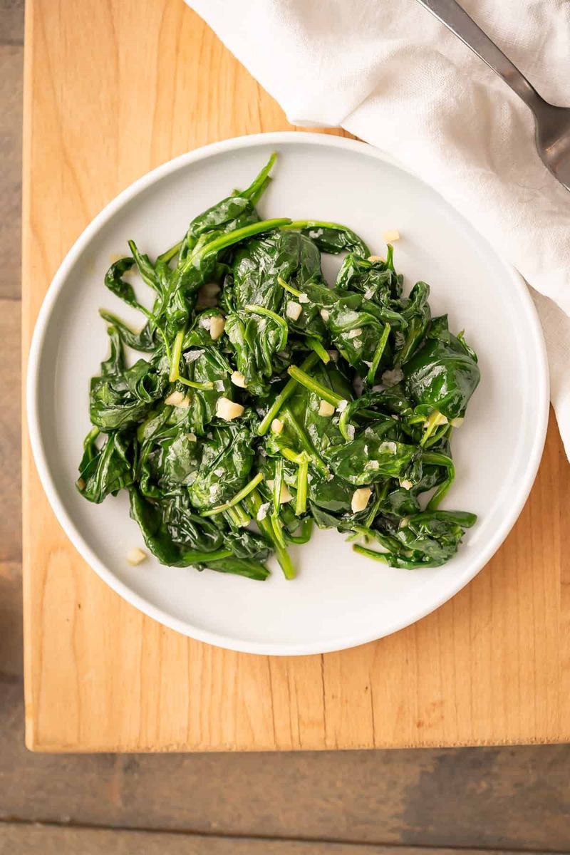 Sautéed spinach with garlic